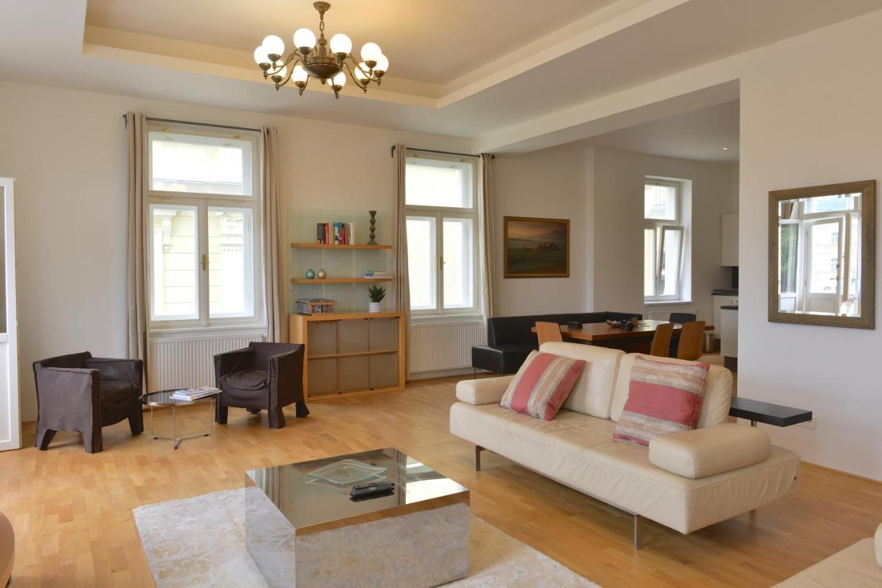 Kolonada Luxury 3 Bedroom Apartment Manes Mariánské Lázně المظهر الخارجي الصورة